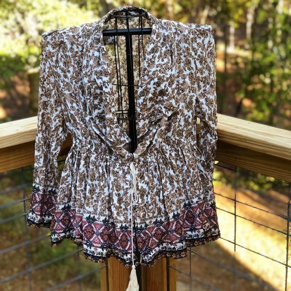 Listicle Tops - Listicle Tie Front  Blouse Size Medium